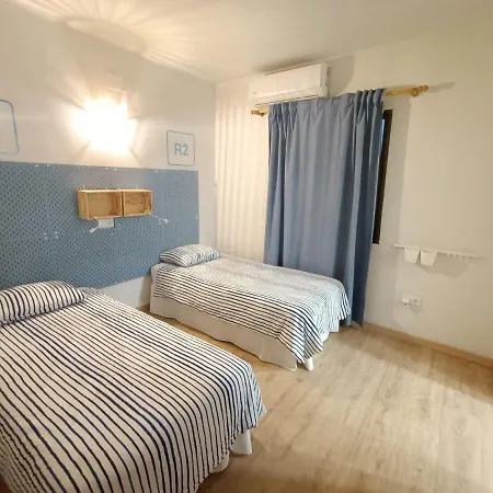 Casa Escuela Delta Buceo Hostel *